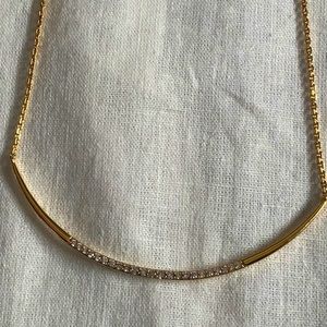 New Stella & Dot gold necklace with faux diamonds. 15”-18” adjustable clasp.
